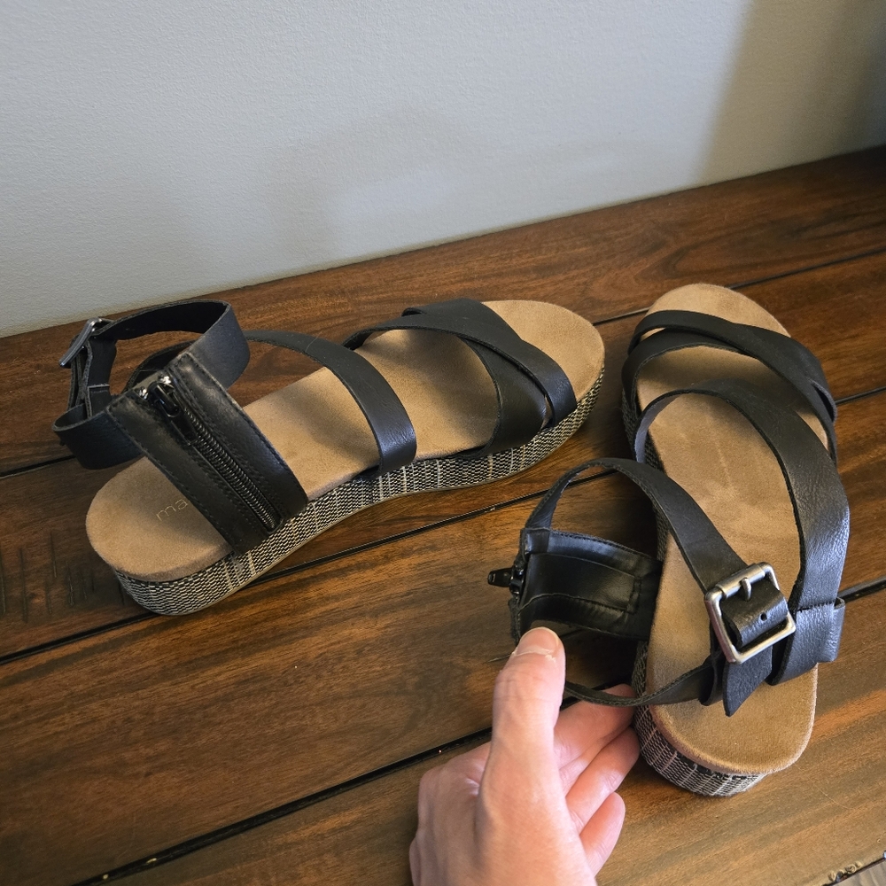 Maurices Black Strappy Platform Sandals - Picture 5 of 16